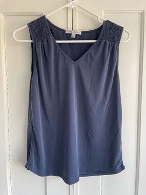 Green Envelope Slate Blue Smocked Shoulder V-Neck Tank Tee Shirt Sz Small Modal